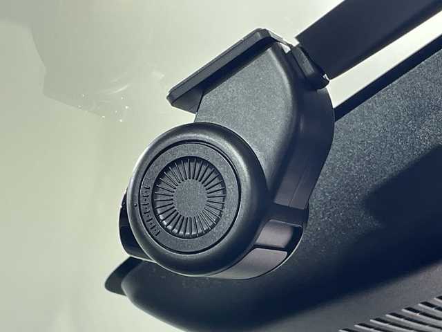 スバル レックス Z 神奈川県 2023(令5)年 1.2万km シャイニングホワイトパール 純正9インチナビ【NMZL-Y73D2】/Bluetooth・CD・DVD・USB・SD・フルセグTV/スマートアシスト/ブラインドスポットモニター/前側ドライブレコーダー/シートヒーター/ビルトインETC/スマートキー/純正17インチアルミホイール/LEDヘッドライト/オートマチックハイビーム/衝突回避支援ブレーキ/衝突警報機能/ブレーキ制御付誤発進抑制機能/車線逸脱抑制制御機能/路側逸脱警報機能/ふらつき警報/先行車発進お知らせ機能/標識認識機能/アダプティブドライビングビーム/サイドビューランプ/全車速追従機能付アダプティブクルーズコントロール/レーンキープコントロール/前後コーナーセンサー