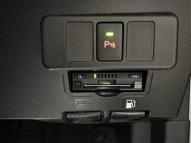 トヨタ ルーミー カスタムG－T 神奈川県 2021(令3)年 1.2万km パールホワイトⅢ ワンオーナー/純正ディーラーナビ(CD/DVD/SD/BT/フルセグTV)/全方位カメラ/両側パワースライドドア/プリクラッシュセーフティ/横滑り防止装置/アイドリングストップ/クリアランスソナー/レーダークルーズコントロール/D/N席シートヒーター/ETC2.0/前後ドライブレコーダー/2列目サンシェード/ISOFIX/スペアキー×1/保証書/取扱説明書