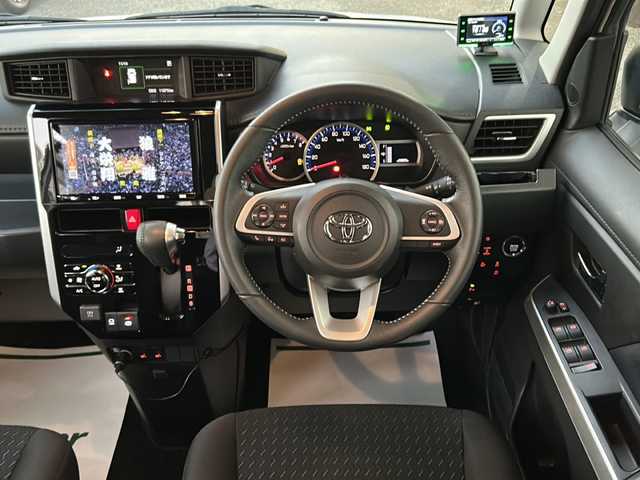 トヨタ ルーミー カスタムG－T 神奈川県 2021(令3)年 1.2万km パールホワイトⅢ ワンオーナー/純正ディーラーナビ(CD/DVD/SD/BT/フルセグTV)/全方位カメラ/両側パワースライドドア/プリクラッシュセーフティ/横滑り防止装置/アイドリングストップ/クリアランスソナー/レーダークルーズコントロール/D/N席シートヒーター/ETC2.0/前後ドライブレコーダー/2列目サンシェード/ISOFIX/スペアキー×1/保証書/取扱説明書