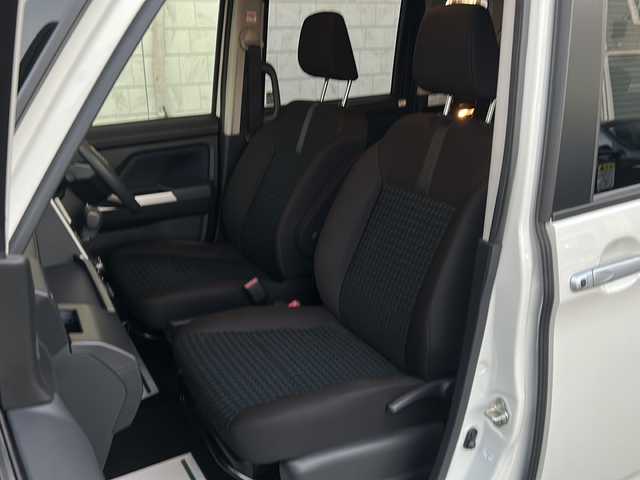 トヨタ ルーミー カスタムG－T 神奈川県 2021(令3)年 1.2万km パールホワイトⅢ ワンオーナー/純正ディーラーナビ(CD/DVD/SD/BT/フルセグTV)/全方位カメラ/両側パワースライドドア/プリクラッシュセーフティ/横滑り防止装置/アイドリングストップ/クリアランスソナー/レーダークルーズコントロール/D/N席シートヒーター/ETC2.0/前後ドライブレコーダー/2列目サンシェード/ISOFIX/スペアキー×1/保証書/取扱説明書