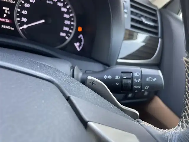 レクサス ＧＳ 450h バージョンL 愛知県 2014(平26)年 7.5万km ソニックチタニウム ・レクサス純正メモリーナビ/・フルセグテレビ/・CD/DVD/Blu-ray再生機能/・ミュージックサーバー(SD録音)/・Bluetooth/AUX/USB接続機能/・バックカメラ/・DSRC（旧ETC2.0）/・本革シート/・パワーシート（運転席・運転席）/・シートヒーター（運転席・運転席）/・シートベンチレーション（運転席・運転席）/・オットマン（運転席・運転席）/・電動リアゲート/・純正フロアマット/・純正１８インチアルミホイール/・純正LEDヘッドライト/・オートライト/・コーナーセンサー/・ブラインドスポットモニター/・電動パーキングブレーキ/・ブレーキホールド/・MTモード付CVT/・パドルシフト