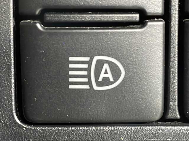 トヨタ タンク カスタムG 広島県 2020(令2)年 2.7万km ブラックマイカメタリック/パールホワイト2トーン 純正ナビ　/バックカメラ　/シートヒーター　/両側パワースライドドア　/コーナーセンサー　/衝突軽減　/レーンキープ　/オートハイビーム　/踏み間違い防止　/クルーズコントロール　/ＬＥＤヘッドライト　/Ｂｌｕｅｔｏｏｔｈ/純正14インチアルミホイール(165/65/R14)/エアバック(運転席/助手席)