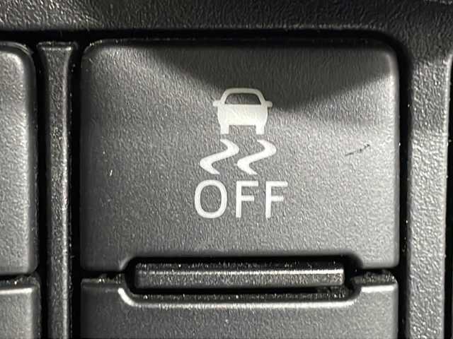 トヨタ タンク カスタムG 広島県 2020(令2)年 2.7万km ブラックマイカメタリック/パールホワイト2トーン 純正ナビ　/バックカメラ　/シートヒーター　/両側パワースライドドア　/コーナーセンサー　/衝突軽減　/レーンキープ　/オートハイビーム　/踏み間違い防止　/クルーズコントロール　/ＬＥＤヘッドライト　/Ｂｌｕｅｔｏｏｔｈ/純正14インチアルミホイール(165/65/R14)/エアバック(運転席/助手席)