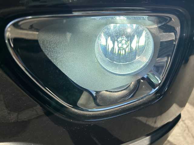 クライスラー・ジープ ジープ グランドチェロキー LTD 埼玉県 2013(平25)年 12.2万km ブリリアントブラッククリスタル リミテッドグレード/4WD/ブラックレザー/社外ナビ/フルセグ/寒冷地仕様/クルーズコントロール/Bluetooth/オートエアコン/全席シートヒーター/ステアリングヒーター/シートメモリー/盗難防止装置/純正18インチアルミホイール/ダウンヒルアシストコントロール/ルーフレール有/純正フロアマット/ETC