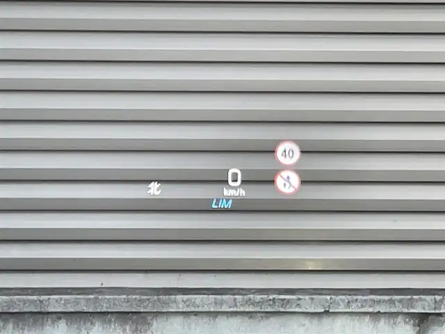 メルセデス・ベンツ ＧＬＣ３００ 4マチック AMGライン 大阪府 2021(令3)年 3.5万km ダイヤモンドホワイト パノラミックスライディングルーフ/レザーエクスクルーシブパッケージ/・本革シート/エナジャイジングパッケージ/シートベンチレーター/・マルチコントロールシートバック/リラクゼーション機能/・Burmesterサウンド/ヘッドアップディスプレイ/・エアーバランスパッケージ(空気洗浄/パヒュームアドバイザー)/AMGライン/ボディーカラー:ダイヤモンドホワイト/純正20インチアルミホイール/ルーフレール/サイドステップ（ランニングボード）/純正HDDナビ/・AM/FM/BT/フルセグ/ApplecarPlay/360°カメラ/電動リアゲート/パワーシート/メモリシート/全席シートヒーター/アンビエントライト64色/レーダーセーフティーパッケージ/・アクティブディスタントアシストディストロニック/アクティブステアリングアシスト/アクティブレーンチェンジアシスト/アクティブエマージェンシーストップアシスト/ブラインドスポット/リアクロストラフィックアラートEtc./LEDハイパフォーマンスヘッドライト/アダプティブハイビームアシスト＋/LEDコーナリングライト/純正前後ドライブレコーダー/ETC2.0/保証書/取扱説明書/スペアキー