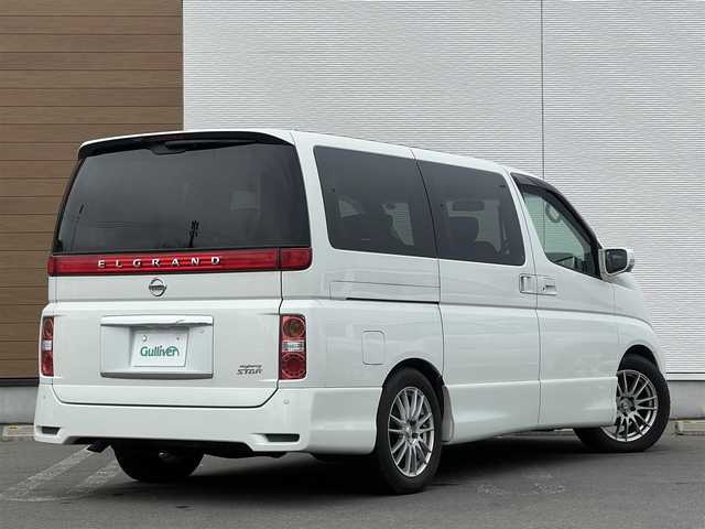 日産 エルグランド 250ハイウェイスター 秋田県 2008(平20)年 6.2万km ホワイトパール 純正ナビ/４WD/バックカメラ/スマートキー/両側パワスラ/サンルーフ/社外アルミ/サンルーフ/純正フロアマット/コーナーセンサー/ステアリングスイッチ/フリップダウンモニター/純正ドアバイザー/オートライト/オートエアコン/パワーステアリング/パワーウィンドウ/ETC/社外エンジンスターター/盗難防止装置/電動格納ウィンカーミラー/保証書/取扱説明書/記録簿