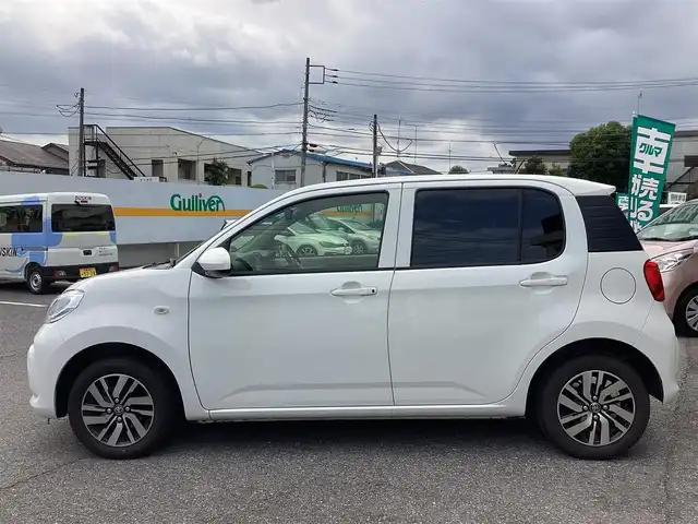 トヨタ パッソ X Gパッケージ 千葉県 2016(平28)年 4.8万km ホワイト ワンオーナー/プッシュスタート/SDナビ　TV/CD/SD/BT/　NSZT-W66T/バックカメラ/衝突軽減システム/スマートキースペアキー/ETC/取扱説明書/保証書