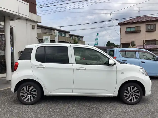 トヨタ パッソ X Gパッケージ 千葉県 2016(平28)年 4.8万km ホワイト ワンオーナー/プッシュスタート/SDナビ　TV/CD/SD/BT/　NSZT-W66T/バックカメラ/衝突軽減システム/スマートキースペアキー/ETC/取扱説明書/保証書