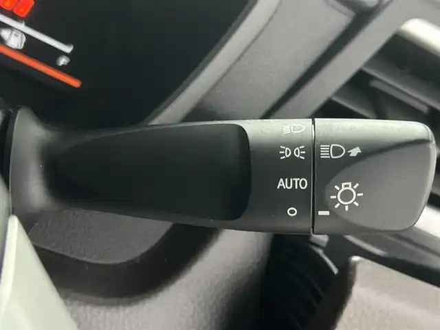 ダイハツ トール G SAⅡ 埼玉県 2018(平30)年 6.9万km プラムブラウンクリスタルマイカ 純正ナビ　Ｂｌｕｅｔｏｏｔｈ　フルセグＴＶ　両側パワースライドドア クルーズコントロール　ドライブレコーダー　コーナーセンサー　衝突軽減システム　スペアキー ETC アイドリングストップ
