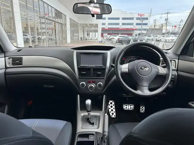 スバル フォレスター スポーツリミテッド 岡山県 2010(平22)年 6.1万km シルバーⅡ ＥＴＣ/Ｂｌｕｅｔｏｏｔｈ/衝突安全ボディー/オートエアコン/ナビリモコン/ＵＶカットガラス/プライバシーガラス/ナビリモコン