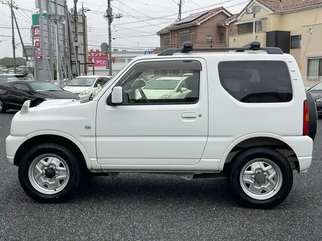 スズキ ジムニー XC 埼玉県 2012(平24)年 9.5万km スペリアホワイト ・ディーラー記録簿（H25-31.R2-7）/・ルーフレール/・ルーフキャリア/・純正マット/・ETC/・スペアキー×1/・保証書/・取扱説明書