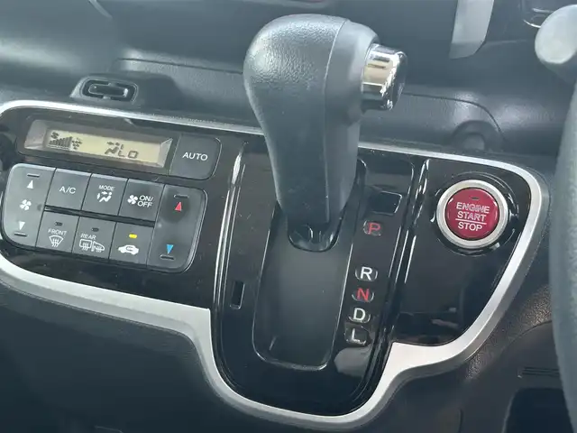 ホンダ Ｎ ＢＯＸ カスタム G SSパッケージ 愛知県 2017(平29)年 6.6万km クリスタルブラックパール 純正ナビ/   フルセグTV/CD/DVD/Bluetooth/バックモニター/横滑り防止装置/前席シートヒーター/両側パワースライドドア/アイドリングストップ/前後ドライブレコーダー/純正14インチアルミホイール/純正フロアマット/プッシュスタート/スマートキー/ＥＴＣ/禁煙車