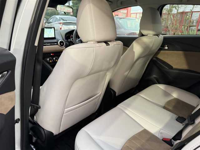 マツダ ＣＸ－３ 15S アーバンドレッサー 香川県 2022(令4)年 3.3万km セラミックM ワンオーナー/マツダコネクトナビ/Bluetooth/Ａｐｐｌｅ　ＣａｒＰｌａｙ/３６０°ビュー/専用ハーフレザーシート/シートヒーター/ハンドルヒーター/純正16インチアルミ/コーナーセンサー/LEDヘッドライト/オートワイパー/レーンキープ/HUD/BSM/ETC