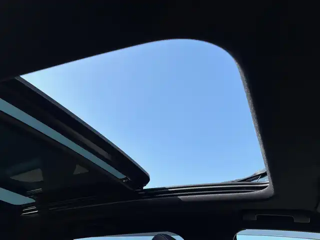 プジョー プジョー ３００８ GT ブルー HDi 石川県 2021(令3)年 4.8万km パール サンルーフ/ハーフレザーシート/シートヒーター/マッサージシート/衝突軽減ブレーキ/アダプティブクルーズ/ブラインドスポットモニター/純正ナビ/フルセグTV/バックカメラ/クリアランスソナー/電動リアゲート/純正18incAW/ETC