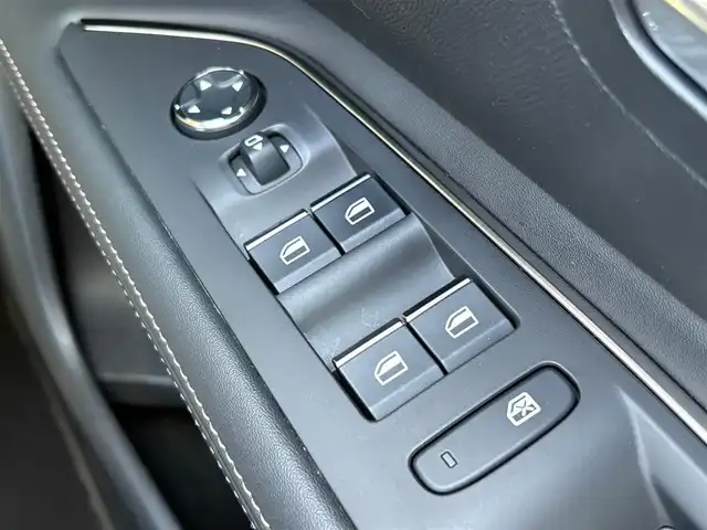 プジョー プジョー ３００８ GT ブルー HDi 石川県 2021(令3)年 4.8万km パール サンルーフ/ハーフレザーシート/シートヒーター/マッサージシート/衝突軽減ブレーキ/アダプティブクルーズ/ブラインドスポットモニター/純正ナビ/フルセグTV/バックカメラ/クリアランスソナー/電動リアゲート/純正18incAW/ETC