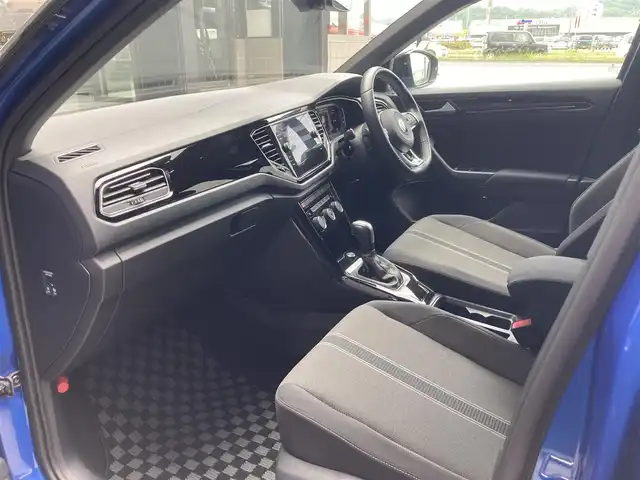 フォルクスワーゲン ＶＷ Ｔ－ロック TSI ブラックスタイル 和歌山県 2022(令4)年 1.9万km 青Ｍ ワンオーナー/純正ナビ　TV/BT/USB/バックカメラ/ETC/BSM/ACC/AppleCarplay/AndroidAuto/360度ドラレコ/LEDヘッドライト/ルーフレール/取扱説明書/保証書/スペアキー