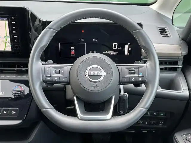 日産 セレナ ハイウェイスター V 香川県 2024(令6)年 1.1万km プリズムホワイト プロパイロット/クルーズコントロール/ブラインドスポットモニター/オートホールド/両側パワースライドドア/バックカメラ/純正ナビ/純正フロアマット/純正アルミホイール16インチ/Bluetooth/ETC/パワーウィンドウ/オートエアコン/プッシュスタート/スマートキー