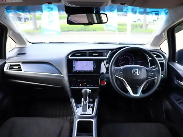 ホンダ シャトル G ホンダセンシング 福島県 2021(令3)年 4.9万km ミッドナイトブルービームM  ワンオーナー / ホンダセンシング/ 純正SDナビ＋フルセグTV/ バックカメラ/ クルーズコントロール/ アイドリングストップ/ 純正フォグランプ/ レーンアシスト/ プッシュスタート/ 横滑り防止/ フロントリアコーナーセンサー/ 純正前後ドライブレコーダー/ 純正ラバーマット/ 新車保証書/ 取扱説明書