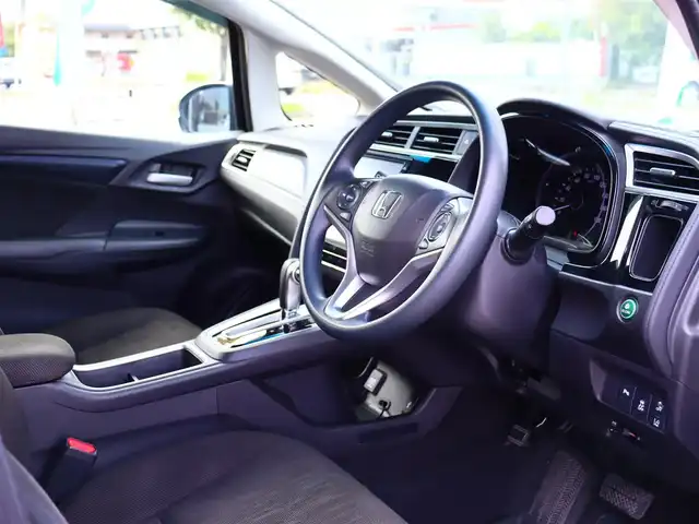 ホンダ シャトル G ホンダセンシング 福島県 2021(令3)年 4.9万km ミッドナイトブルービームM  ワンオーナー / ホンダセンシング/ 純正SDナビ＋フルセグTV/ バックカメラ/ クルーズコントロール/ アイドリングストップ/ 純正フォグランプ/ レーンアシスト/ プッシュスタート/ 横滑り防止/ フロントリアコーナーセンサー/ 純正前後ドライブレコーダー/ 純正ラバーマット/ 新車保証書/ 取扱説明書