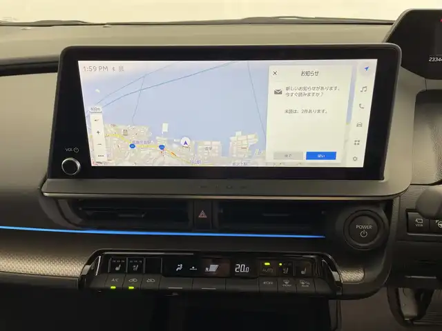 トヨタ プリウス Z 鹿児島県 2023(令5)年 2.4万km プラチナホワイトパールマイカ プラグインハイブリッド車/純正12.3インチディスプレイオーディオ/・コネクテッドナビ/・フルセグテレビ/・Bluetooth接続/・USB入力(動画・音楽再生・給電)/アラウンドビューモニター/デジタルインナーミラー/ETC2.0/ドライブレコーダー/スマートキー/プッシュスタート/パワーシート/パワーバックドア/運転席シートポジションメモリー/合成皮革シート/ワイヤレス充電器/充電ケーブル/Toyota Safety Sense/・プリクラッシュセーフティ/・緊急時操舵支援/・フロントクロストラフィックアラート/・レーンチェンジアシスト/・レーントレーシングアシスト/・レーダークルーズコントロール(全車走追従機能付)/・アダプティブハイビームシステム/・ロードサインアシスト/・ドライバー異常時対応システム/・プロアクティブドライビングアシスト/・発進遅れ告知機能/パーキングサポートブレーキ/ブラインドスポットモニター