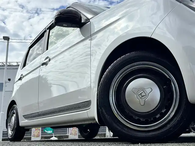 ホンダ Ｎ ＯＮＥ セレクト 熊本県 2019(令1)年 4.3万km プラチナホワイトパール ツートンカラー/純正8インチナビ(VXM-195VFi)/【フルセグTV/Bluetooth/CD/DVD/AUX】/バックカメラ/純正14インチAW/前後ドライブレコーダー/ビルトインETC/ハーフレザーシート/シートヒーター/純正フロアマット/横滑り防止/プッシュスタート/スペアキー/記録簿