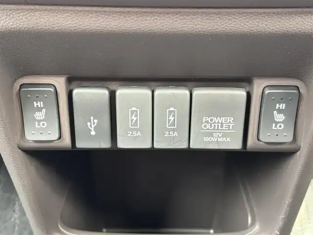 ホンダ Ｎ ＯＮＥ セレクト 熊本県 2019(令1)年 4.3万km プラチナホワイトパール ツートンカラー/純正8インチナビ(VXM-195VFi)/【フルセグTV/Bluetooth/CD/DVD/AUX】/バックカメラ/純正14インチAW/前後ドライブレコーダー/ビルトインETC/ハーフレザーシート/シートヒーター/純正フロアマット/横滑り防止/プッシュスタート/スペアキー/記録簿