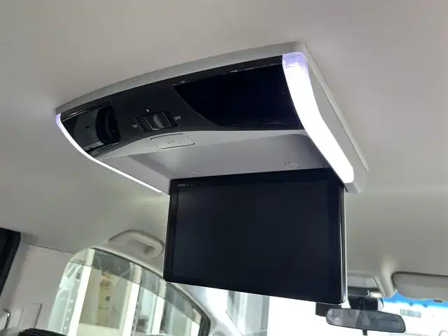 ホンダ オデッセイ ハイブリッド アブソルート・EXホンダセンジング 静岡県 2019(平31)年 3.1万km パール ホンダセンシング/・VSA（ABS＋TCS＋横すべり抑制）/純正7インチナビ/（CD/DVD/Bluetooth/FM/AM/SD）/マルチビューモニター/ETC2.0/カーテンエアバッグ/後席モニター/オートライト/オットマン/キャプテンシート/Wオートエアコン/デュアルエアコン/純正17AW