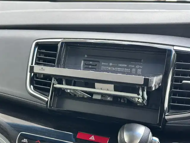 ホンダ オデッセイ ハイブリッド アブソルート・EXホンダセンジング 静岡県 2019(平31)年 3.1万km パール ホンダセンシング/・VSA（ABS＋TCS＋横すべり抑制）/純正7インチナビ/（CD/DVD/Bluetooth/FM/AM/SD）/マルチビューモニター/ETC2.0/カーテンエアバッグ/後席モニター/オートライト/オットマン/キャプテンシート/Wオートエアコン/デュアルエアコン/純正17AW