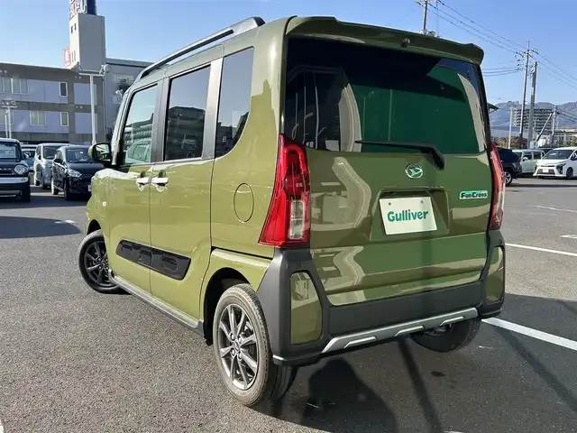 ダイハツ タント ファンクロス 島根県 2022(令4)年 1.3万km フォレストカーキメタリック 社外ＳＤナビ　/フルセグTV　/ＤＶＤ再生　/Ｂｌｕｅｔｏｏｔｈ接続　/両側パワースライドドア　/アイドリングストップ　/衝突軽減ブレーキ　/レーンキープアシスト/前後コーナーセンサー　/前席シートヒーター　/オートハイビーム／ライト　/スマートキー/プッシュスタート/純正LEDヘッドライト　/純正１４インチアルミホイール/保証書・取扱説明書