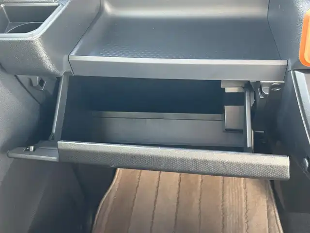 ダイハツ タント ファンクロス 島根県 2022(令4)年 1.3万km フォレストカーキメタリック 社外ＳＤナビ　/フルセグTV　/ＤＶＤ再生　/Ｂｌｕｅｔｏｏｔｈ接続　/両側パワースライドドア　/アイドリングストップ　/衝突軽減ブレーキ　/レーンキープアシスト/前後コーナーセンサー　/前席シートヒーター　/オートハイビーム／ライト　/スマートキー/プッシュスタート/純正LEDヘッドライト　/純正１４インチアルミホイール/保証書・取扱説明書