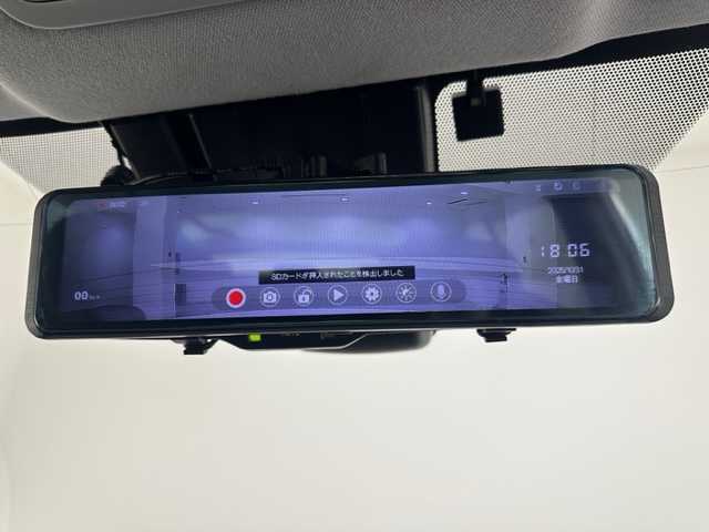 トヨタ プリウス Sセーフティプラス 兵庫県 2016(平28)年 5.6万km ホワイトパールクリスタルシャイン 純正SDナビ(CD/DVD/Bluetooth/フルセグ)/バックカメラ/前後ドライブレコーダー/追従型クルーズコントロール/前後コーナーセンサー/LEDヘッドライト/オートライト/オートマチックハイビーム/ETC2.0/純正フロアマット/ドアバイザー/レーンキープアシスト/スマートキー