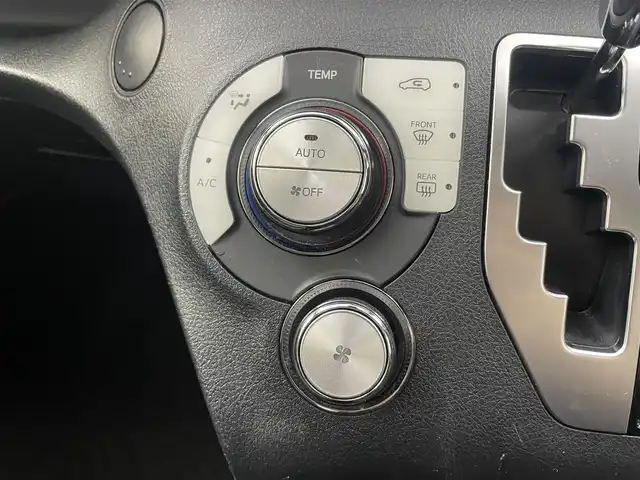 トヨタ シエンタ ハイブリッド ファンベースG 埼玉県 2021(令3)年 3.2万km ホワイトパールクリスタルシャイン 純正ナビ　アラウンドビューモニター　ビルトインＥＴＣ２．０　前後ドライブレコーダー　セーフティセンス　クルーズコントロール　シートヒーター　スマートキー　オートハイビーム　ＬＥＤライト　地デジＴＶ