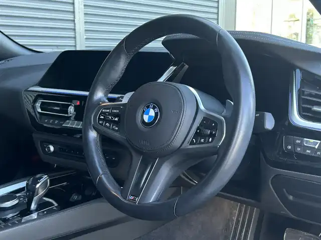 ＢＭＷ Ｚ４ sDrive20i Mスポーツ 茨城県 2021(令3)年 5.3万km アルピンホワイトⅢ イノベ-ションパッケージ /・HUD /・アダプティブLED/・ハイビームアシスタント /ドライビングアシスト /・レ-ンディパ-チャ-W /・レ-ンチェンジW /・衝突回避/被害軽減ブレーキ/・後車衝突警告 /・クロストラフィックW /ACC /黒革 /シ-トヒ-タ- /PWシ-ト /ナビ /T V /CarPlay /ワイヤレス充電 /360°ドラレコ/ETC/禁煙車