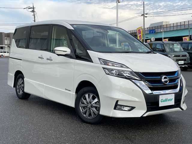 日産 セレナ e－パワー ハイウェイスター V 石川県 2018(平30)年 8.3万km パール ワンオーナー　純正大画面ナビ　フルセグＴＶ　アラウンドビューモニター　ＬＥＤヘッドライト　ＥＴＣ　ドラレコ　エマージェンシーブレーキ　クルコン　両側パワースライド　ハイビームアシスト　踏み間違い防止