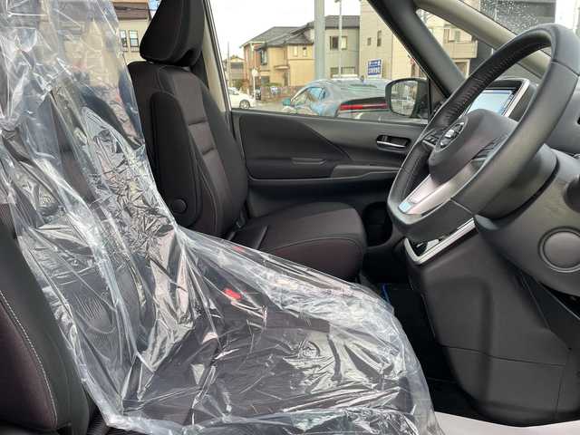 日産 セレナ e－パワー ハイウェイスター V 石川県 2018(平30)年 8.3万km パール ワンオーナー　純正大画面ナビ　フルセグＴＶ　アラウンドビューモニター　ＬＥＤヘッドライト　ＥＴＣ　ドラレコ　エマージェンシーブレーキ　クルコン　両側パワースライド　ハイビームアシスト　踏み間違い防止