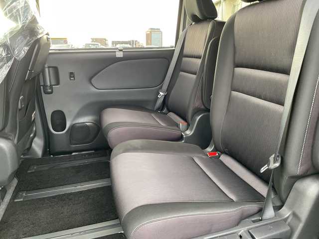 日産 セレナ e－パワー ハイウェイスター V 石川県 2018(平30)年 8.3万km パール ワンオーナー　純正大画面ナビ　フルセグＴＶ　アラウンドビューモニター　ＬＥＤヘッドライト　ＥＴＣ　ドラレコ　エマージェンシーブレーキ　クルコン　両側パワースライド　ハイビームアシスト　踏み間違い防止