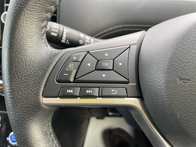 日産 セレナ e－パワー ハイウェイスター V 石川県 2018(平30)年 8.3万km パール ワンオーナー　純正大画面ナビ　フルセグＴＶ　アラウンドビューモニター　ＬＥＤヘッドライト　ＥＴＣ　ドラレコ　エマージェンシーブレーキ　クルコン　両側パワースライド　ハイビームアシスト　踏み間違い防止