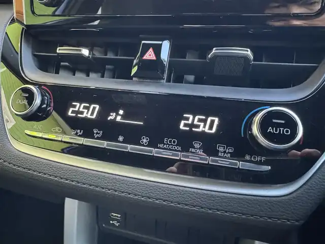 トヨタ カローラ クロス ハイブリッド S 千葉県 2024(令6)年 1.5万km ダークブルーマイカM ワンオーナー/トヨタセーフティーセンス/プリクラッシュセーフティ/レーダークルーズコントロール/レーンキープアシスト/ブラインドスポットモニター/純正ナビ/Bluetooth/バックカメラ/LEDライト/ETC/純正17インチAW/スマートキー/保証書・取説/スペアキー