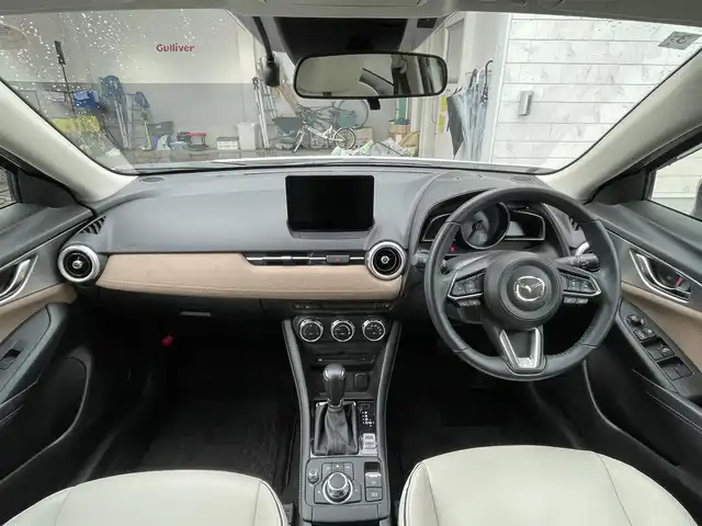 マツダ ＣＸ－３ 15S アーバンドレッサー 宮崎県 2022(令4)年 5.3万km スノーフレイクホワイトパールマイカ 純正ナビ/（CD/DVD/AM/FM/BT/USB)/フルセグTV/バックカメラ/全方位カメラ/ステアリングスイッチ/レーダークルーズコントロール/アイドリングストップ/車線逸脱警報機能/クリアランスソナー/D席/N席シートヒーター/ステアリングヒーター/革シート/前後ドライブレコーダー/ヘッドアップディスプレイ/ETC