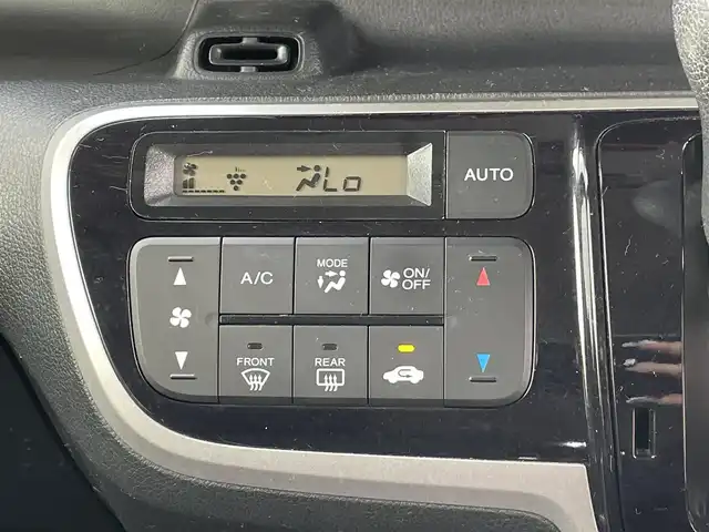 ホンダ Ｎ ＢＯＸ G ターボ SSパッケージ 東京都 2014(平26)年 3万km プレミアムゴールドパープルパール 純正ナビ/バックモニター/シティブレーキアクティブシステム/クルーズコントロール/両側パワースライドドア/横滑り抑制機能/ＥＣＯＮモード/ステアリングリモコン/オートエアコン/スマートキー