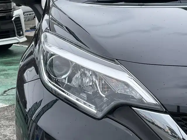 日産 ノート X 神奈川県 2018(平30)年 2.6万km スーパーブラック 純正メモリナビ/　（CD・DVD・Bluetoot）/フルセグTV/アラウンドビューモニター/エマージェンシーブレーキ/コーナーセンサー/デジタルインナーミラー/アイドリングストップ/スマートキー×2/保証書/取扱説明書