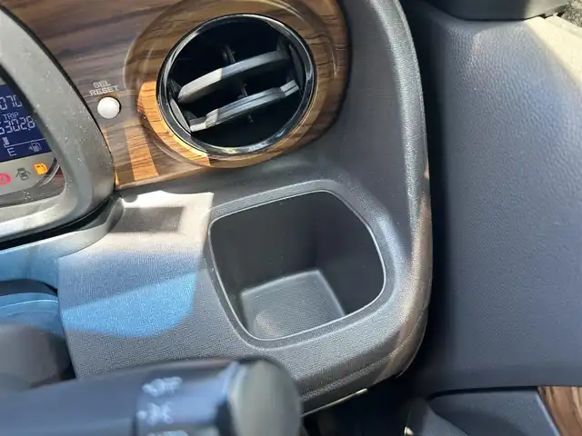 ホンダ Ｎ ＯＮＥ セレクト 愛媛県 2018(平30)年 7.1万km プレミアムアイボリーパール2トーン 純正ナビ/・Bluetooth/・CD/DVD/フルセグTV/バックカメラ/ビルドインETC/ベンチシート/ハーフレザー/シートヒーター（D+N席）/純正フロアマット/LEDヘッドライト/シティブレーキアクティブシステム/スマートキー