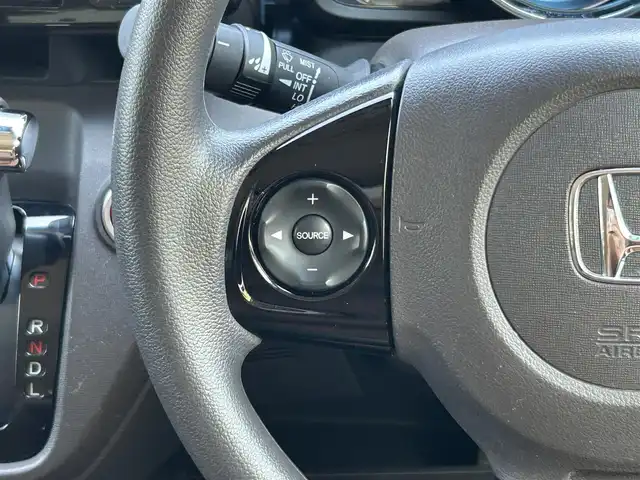 ホンダ Ｎ ＯＮＥ セレクト 愛媛県 2018(平30)年 7.1万km プレミアムアイボリーパール2トーン 純正ナビ/・Bluetooth/・CD/DVD/フルセグTV/バックカメラ/ビルドインETC/ベンチシート/ハーフレザー/シートヒーター（D+N席）/純正フロアマット/LEDヘッドライト/シティブレーキアクティブシステム/スマートキー