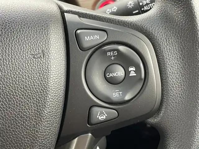 ホンダ フリード G ホンダセンシング 茨城県 2020(令2)年 1.6万km クリスタルブラックパール 純正ナビ/バックカメラ/フルセグ/衝突被害軽減ブレーキ/車線逸脱抑制装置/レーダークルーズコントロール/両側電動スライドドア/ETC/ドラレコ/社外シートカバー/シートヒーター/LEDヘッドライト/スマートキー