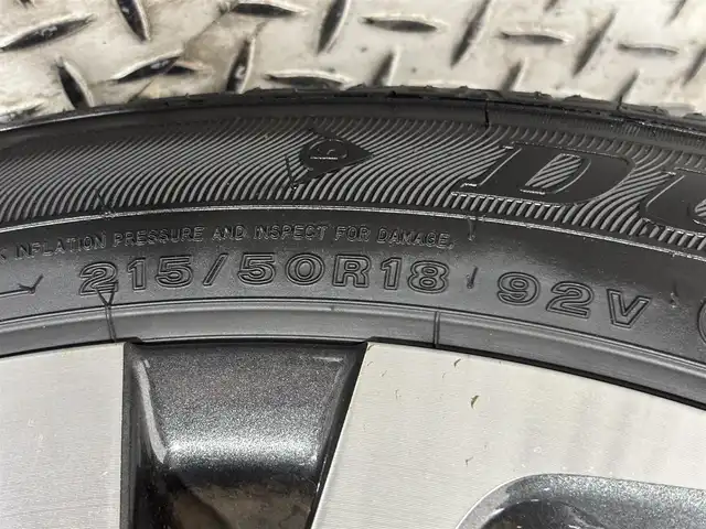 トヨタ ヤリスクロス ハイブリッド Z 大阪府 2023(令5)年 0.5万km プラチナホワイトパールマイカ 純正ナビ 360カメラ ETC ハーフレザー パワーシート/ヒーター ハンドルヒーター 衝突軽減 レーダーC BSM クリアランスソナー トヨタセーフティセンス 前後ドラレコ