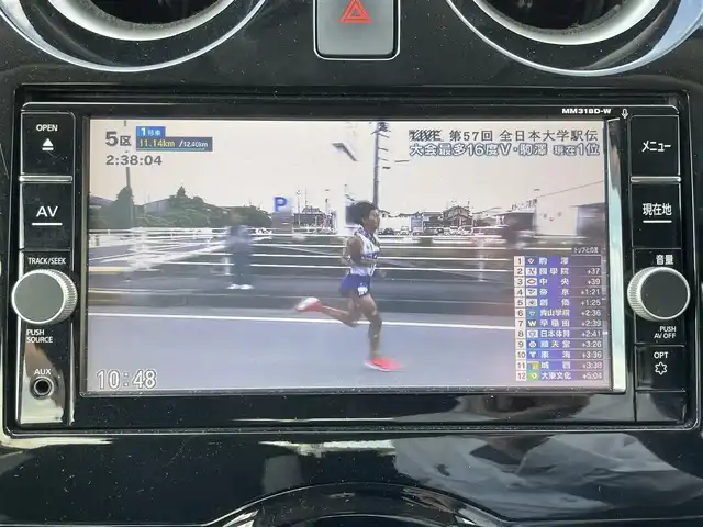 日産 ノート e－パワー X FOUR 長野県 2018(平30)年 5.9万km ダークメタルグレー 取扱説明書/保証書/パワーウィンドウ/4WD/スペアキー/純正ナビ/フルセグテレビ/Bluetooth/iPod/AUX/ETC/ドアバイザー/プッシュスタート/LEDヘッドライト/全方位カメラ/純正フロアマット/15インチAW/コーナーセンサー/レーンキープアシスト/オートハイビーム/e-power/スタッドレス