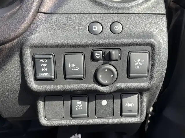 日産 ノート e－パワー X FOUR 長野県 2018(平30)年 5.9万km ダークメタルグレー 取扱説明書/保証書/パワーウィンドウ/4WD/スペアキー/純正ナビ/フルセグテレビ/Bluetooth/iPod/AUX/ETC/ドアバイザー/プッシュスタート/LEDヘッドライト/全方位カメラ/純正フロアマット/15インチAW/コーナーセンサー/レーンキープアシスト/オートハイビーム/e-power/スタッドレス