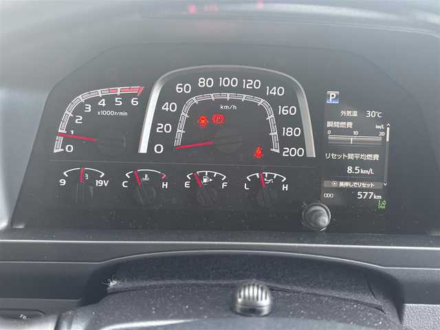 トヨタ ランドクルーザー AX 栃木県 2024(令6)年 0.1万km スーパーホワイトⅡ  ワンオーナー/ 4WD/ ディーゼルターボ/ 電動デフロック(フロント/リヤ)/ セーフティセンス/ ヒルスタート/ダウンヒルアシストコントロール/ 合皮/ファブリックコンビシート/ ウッドコンビステアリング/ 純正7インチSDナビ/・　バックカメラ/・　フルセグ/CD/DVD/BTオーディオ/ 前後ドライブレコーダー/  ETC/ 充電用Cタイプソケット２個/ USB/ クルーズコントロール/ 背面タイヤハーフカバー/ LEDヘッドライト/ LEDフォグ/ サイドステップ/ 純正フロアマット/ ISOFIX/ スペアキー/ 新車時保証書/ 車両取説