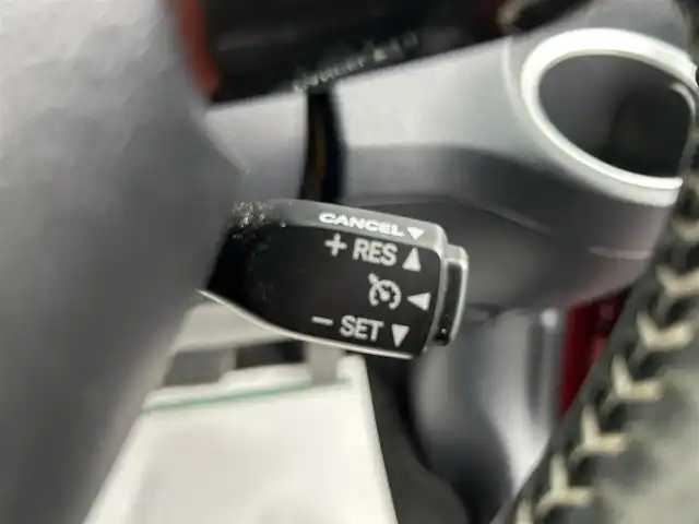 トヨタ シエンタ ハイブリッド G クエロ 福岡県 2019(令1)年 4.1万km センシュアルレッドマイカ 純正８型SDナビ【CD・DVD・BT・フルセグTV】トヨタセーフティセンス全方位両側パワスラクルコンETCUSB接続純正フロアマット純正LEDヘッドライトプッシュスタートスマートキー