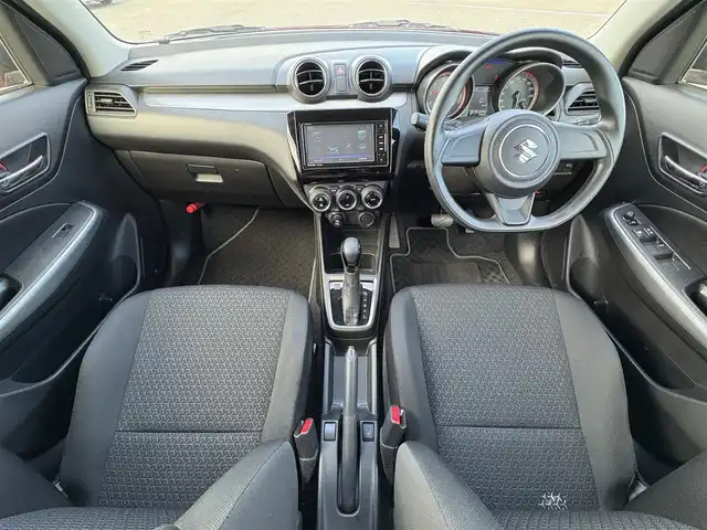 スズキ スイフト XG 大分県 2020(令2)年 2万km バーニングレッドPM ・社外ナビ(CD/DVD/BT/SD)/・フルセグテレビ/・運転席シートヒーター/・ETC/・スマートキー/・プッシュスタートボタン/・フロアマット/・オートライト/・オートエアコン